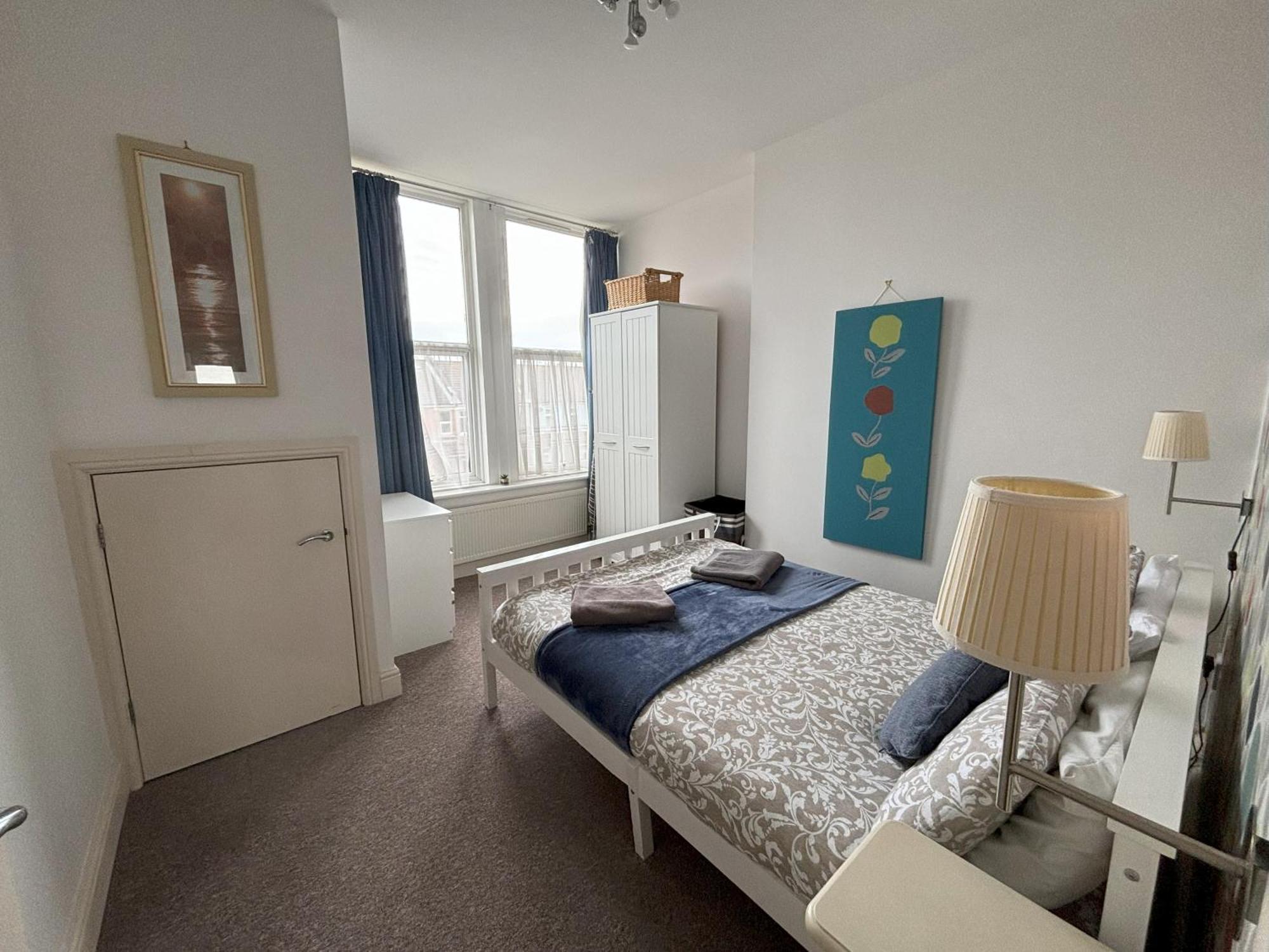 Seabreeze Apartment Eastbourne Exteriör bild